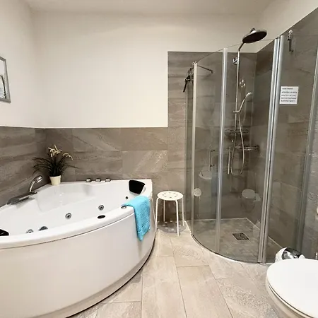 Front Apartmán Schönhagen